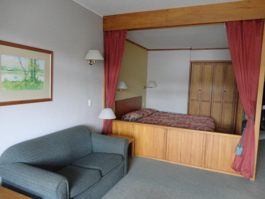 Silver Oaks Hotel - Geyserland Rotorua Buitenkant foto