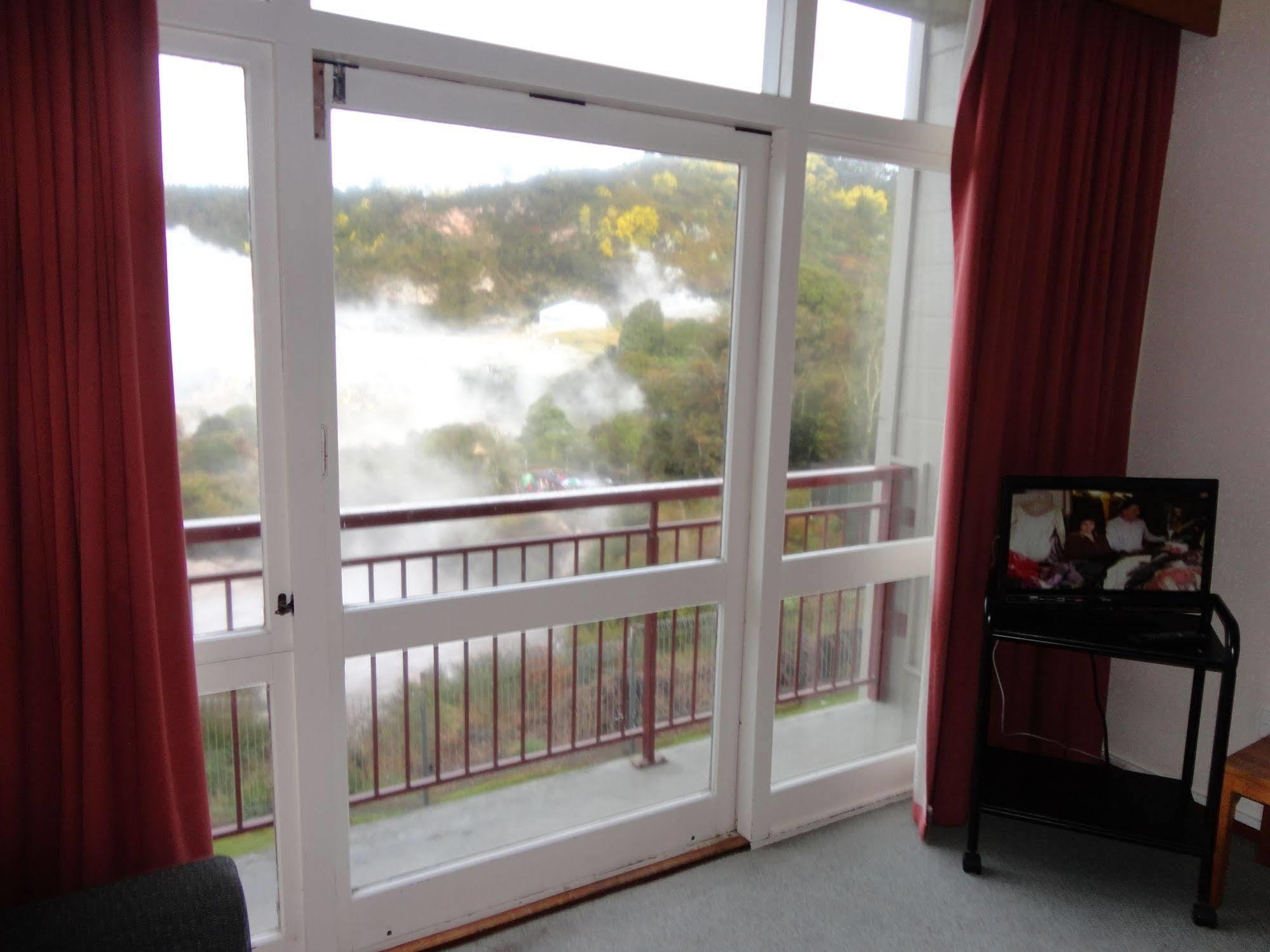 Silver Oaks Hotel - Geyserland Rotorua Buitenkant foto