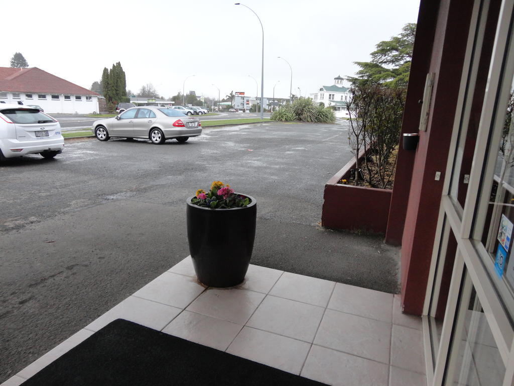 Silver Oaks Hotel - Geyserland Rotorua Buitenkant foto